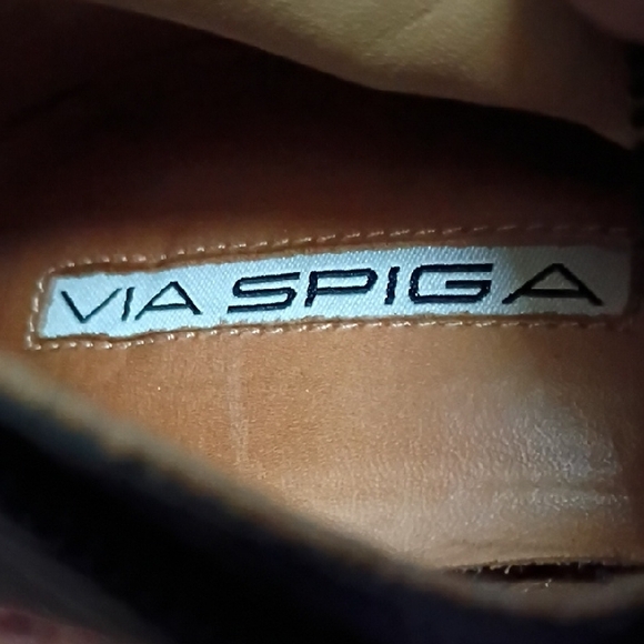 Via Spiga Black Heeled Leather Boots - Picture 3 of 5